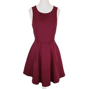 Lulus Dress Womens Small Burgundy Stretch Lined Short Open Back Wedding Prom
